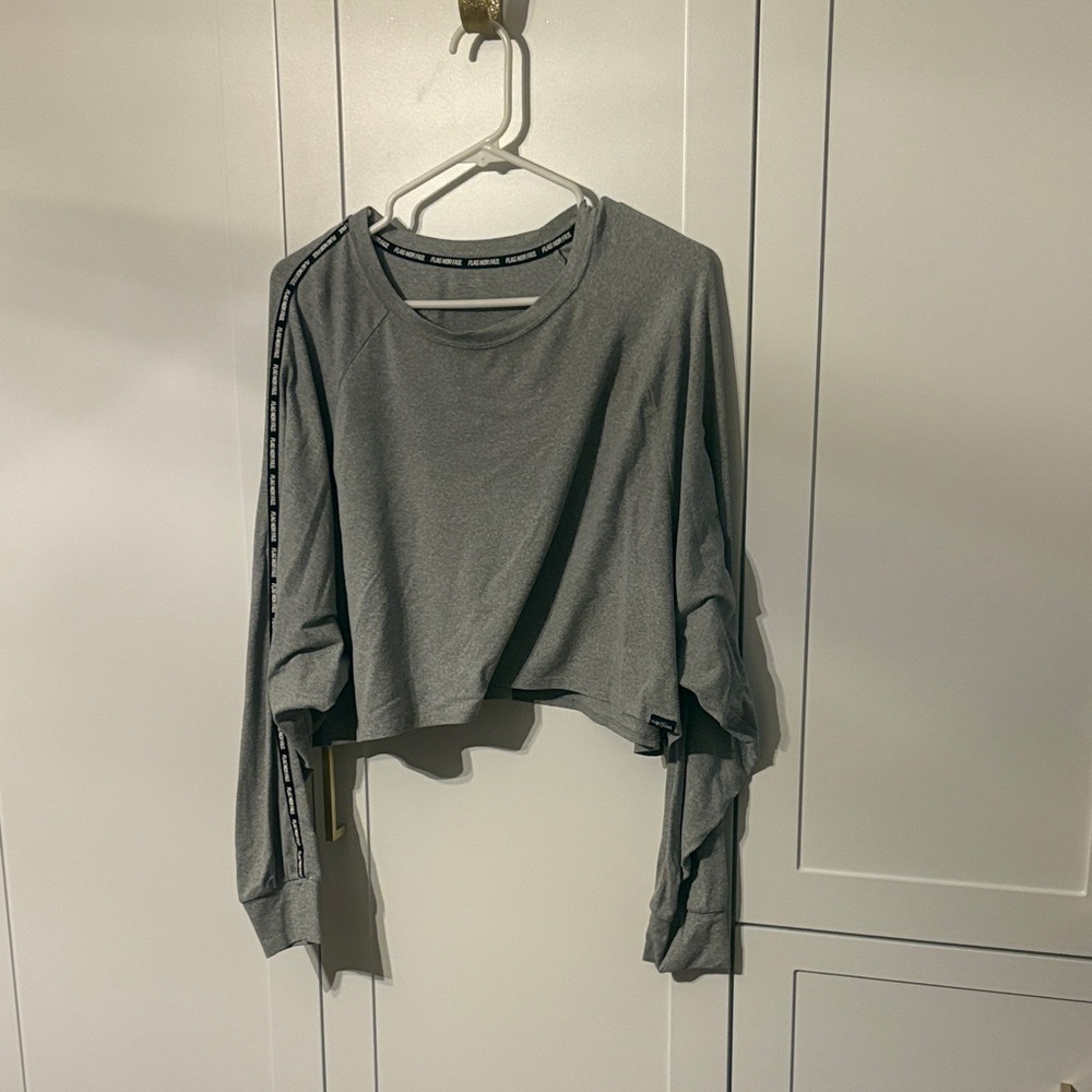 Flag nor fail cropped baggy long sleeve top
